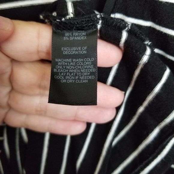 WHBM Black/White Striped Scoop Neck Top Sz Small - Picture 7 of 8